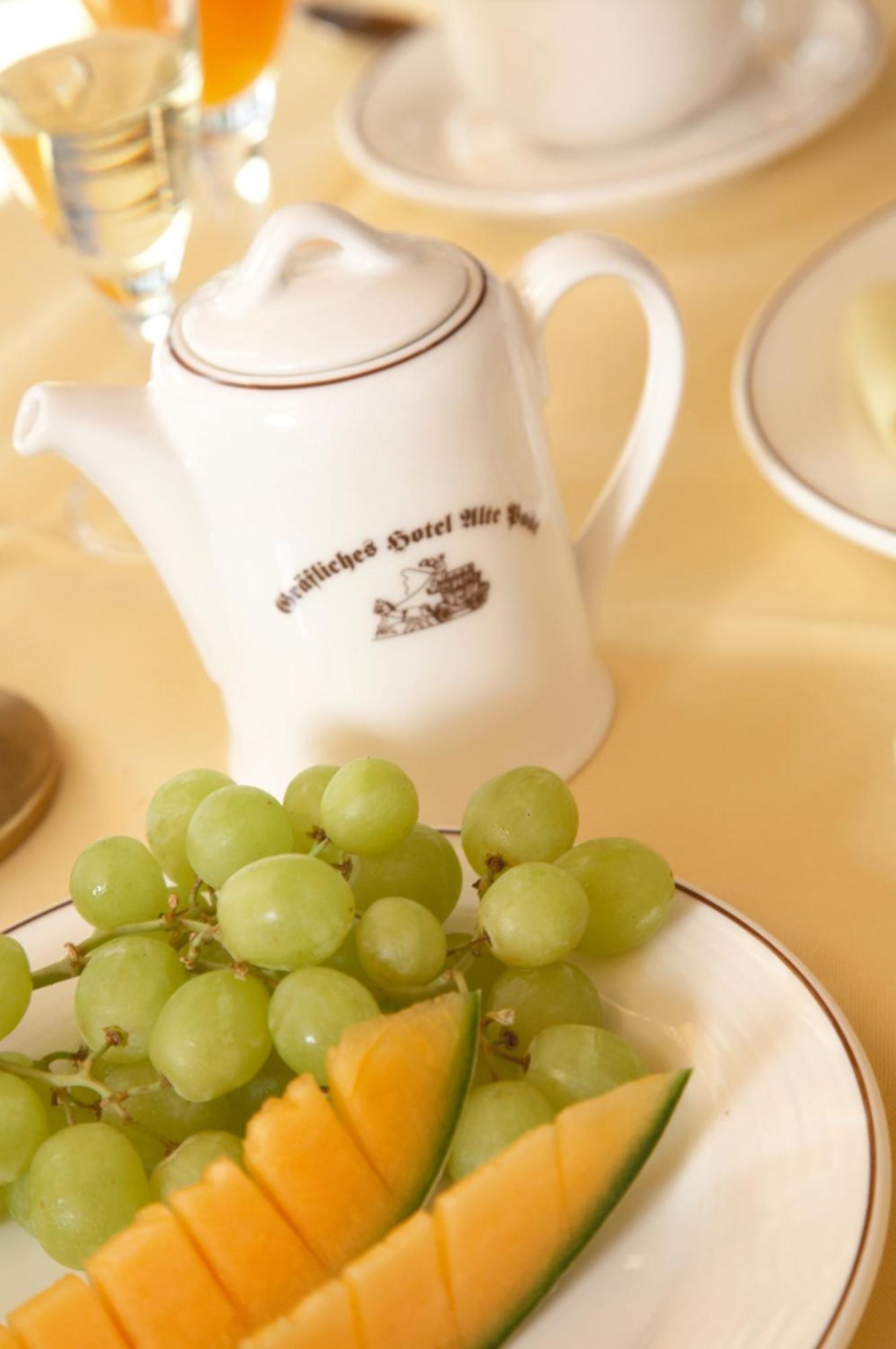 Graefliches Hotel Alte Post 巴特比恩巴赫 外观 照片