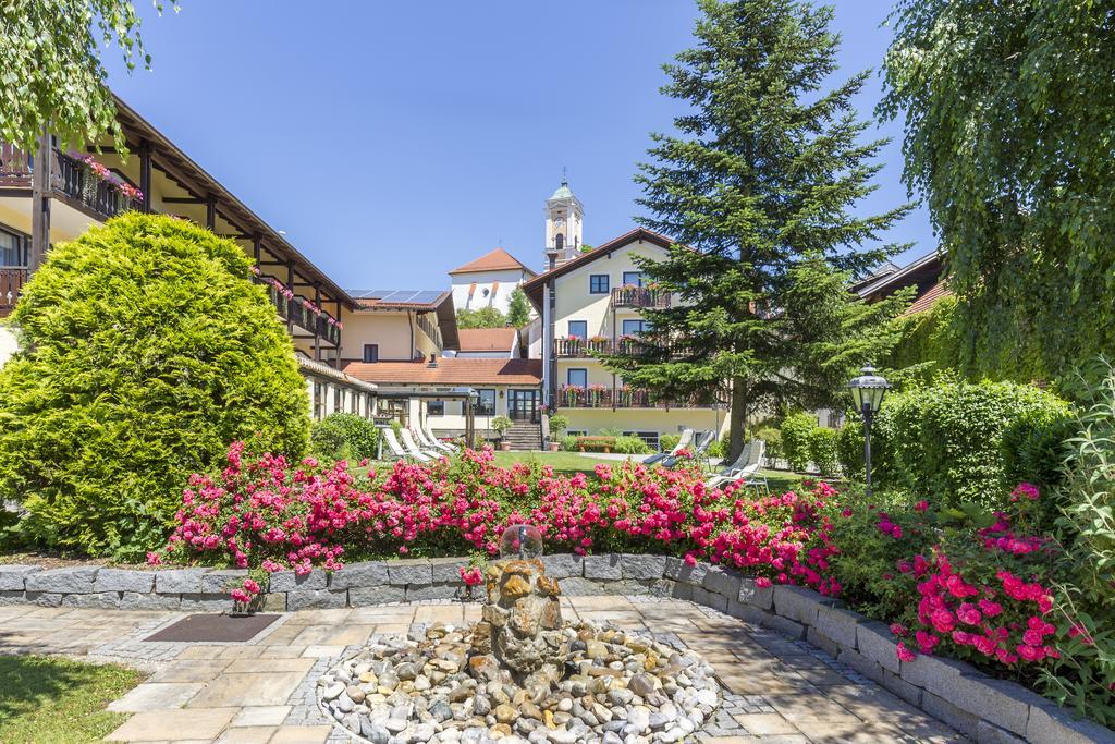 Graefliches Hotel Alte Post 巴特比恩巴赫 外观 照片