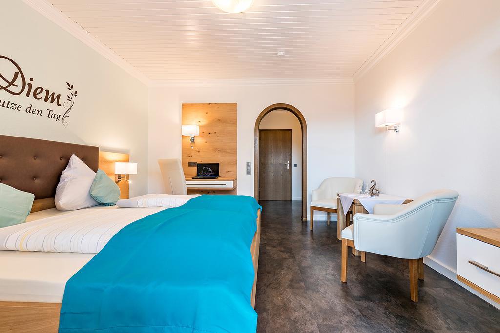 Graefliches Hotel Alte Post 巴特比恩巴赫 外观 照片
